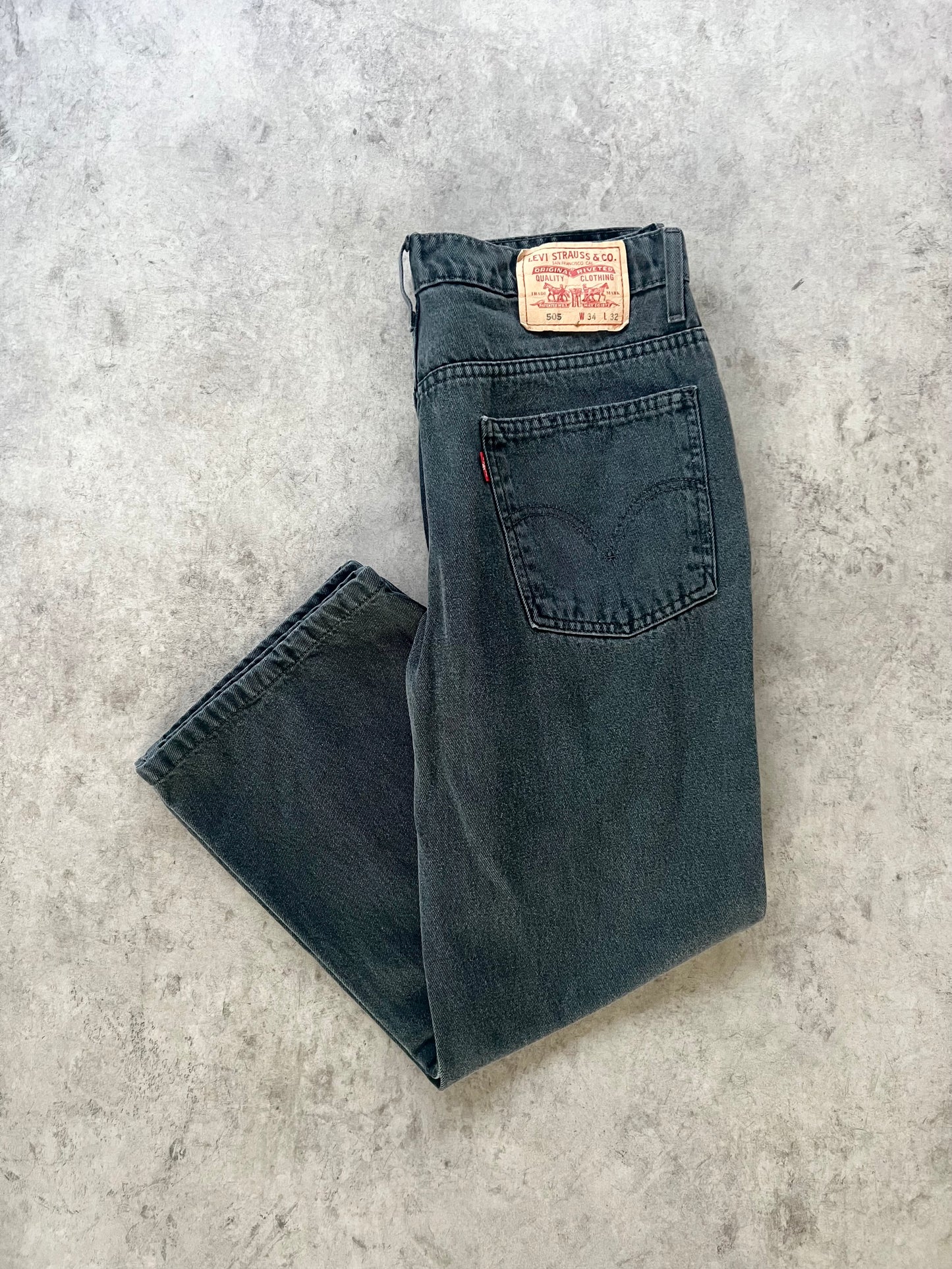 Vintage Levi’s 505 Jeans (32”)