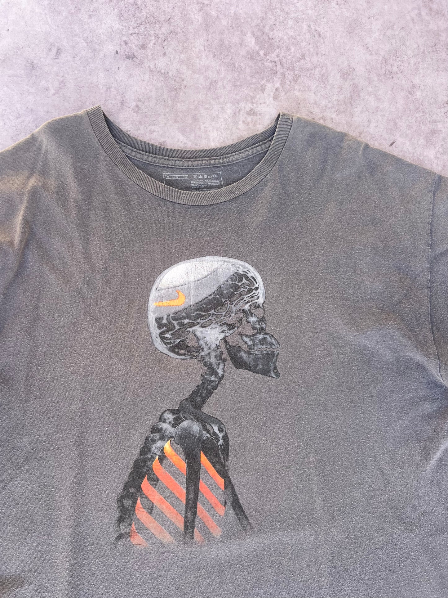 Vintage Nike Skeleton Glow in the dark tee (XL)