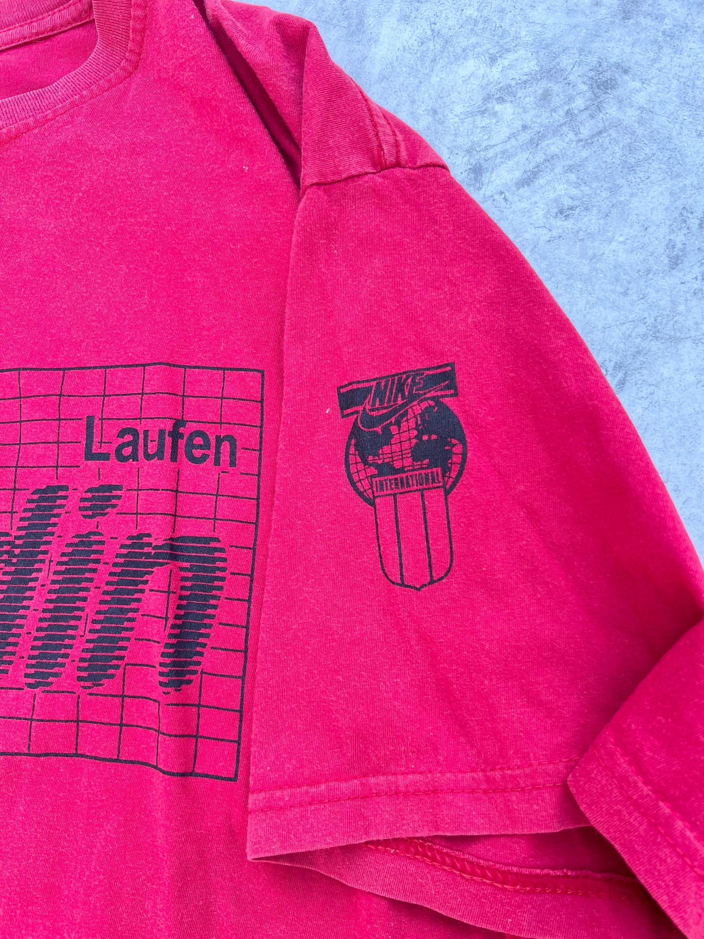 Nike Berlin Tee (L)