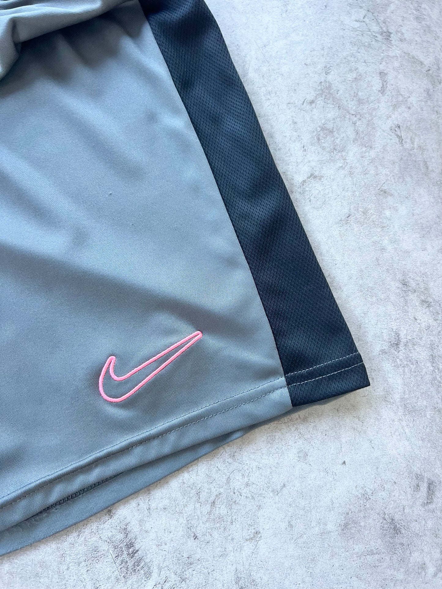 Nike Dri-Fit Sports Shorts (28”)