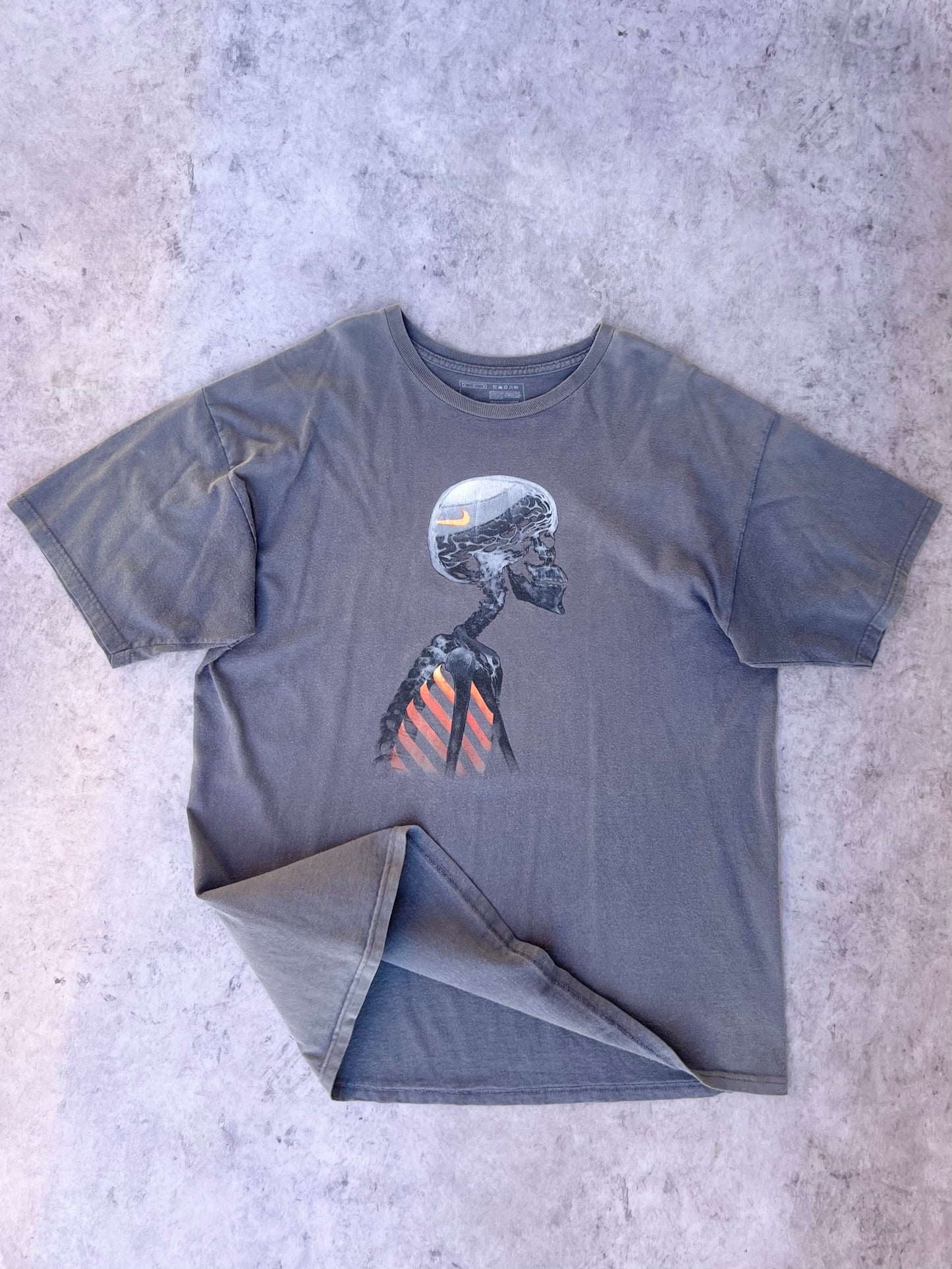 Vintage Nike Skeleton Glow in the dark tee (XL)