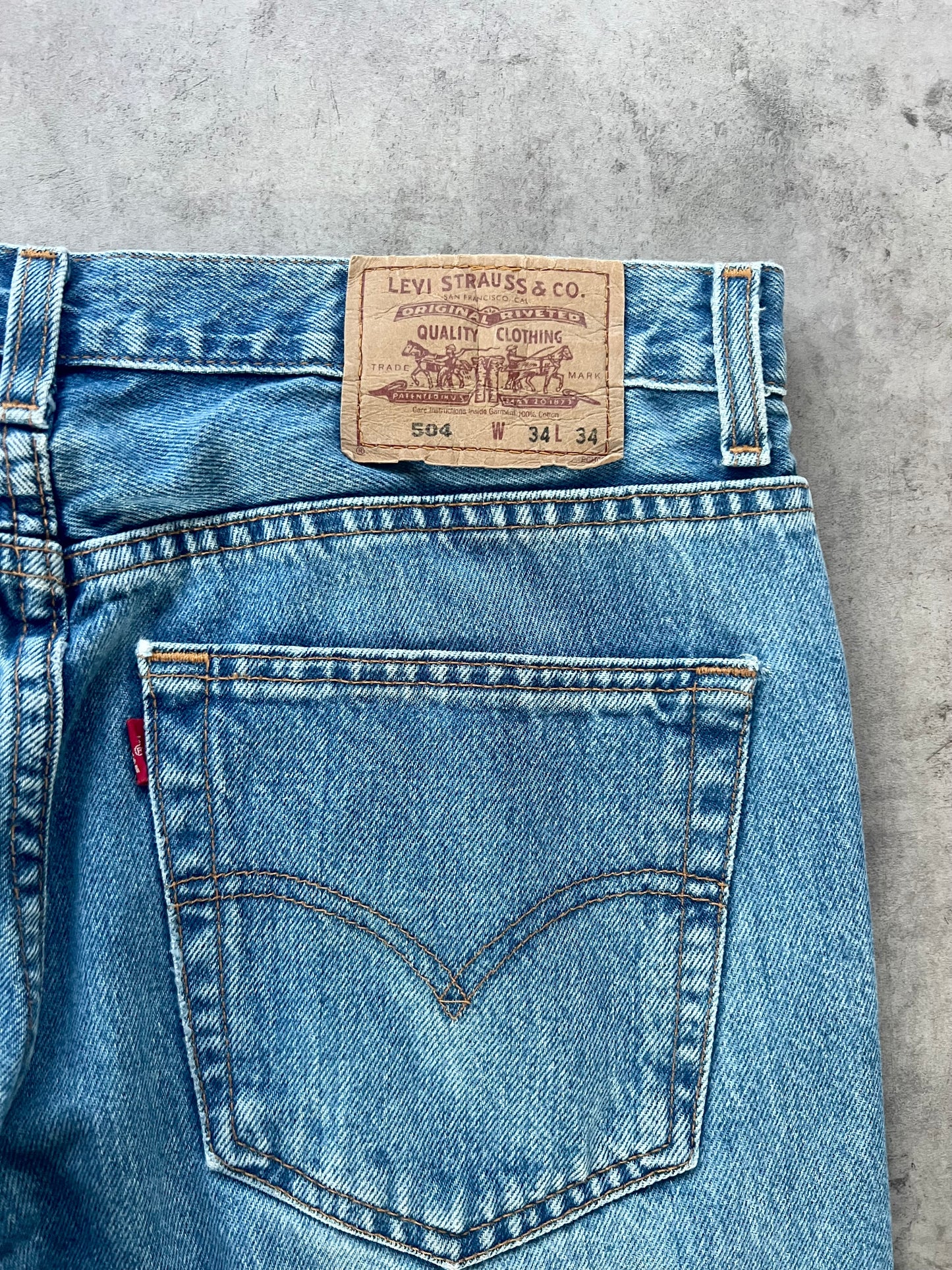 Vintage Levi’s 504 Jeans (L)