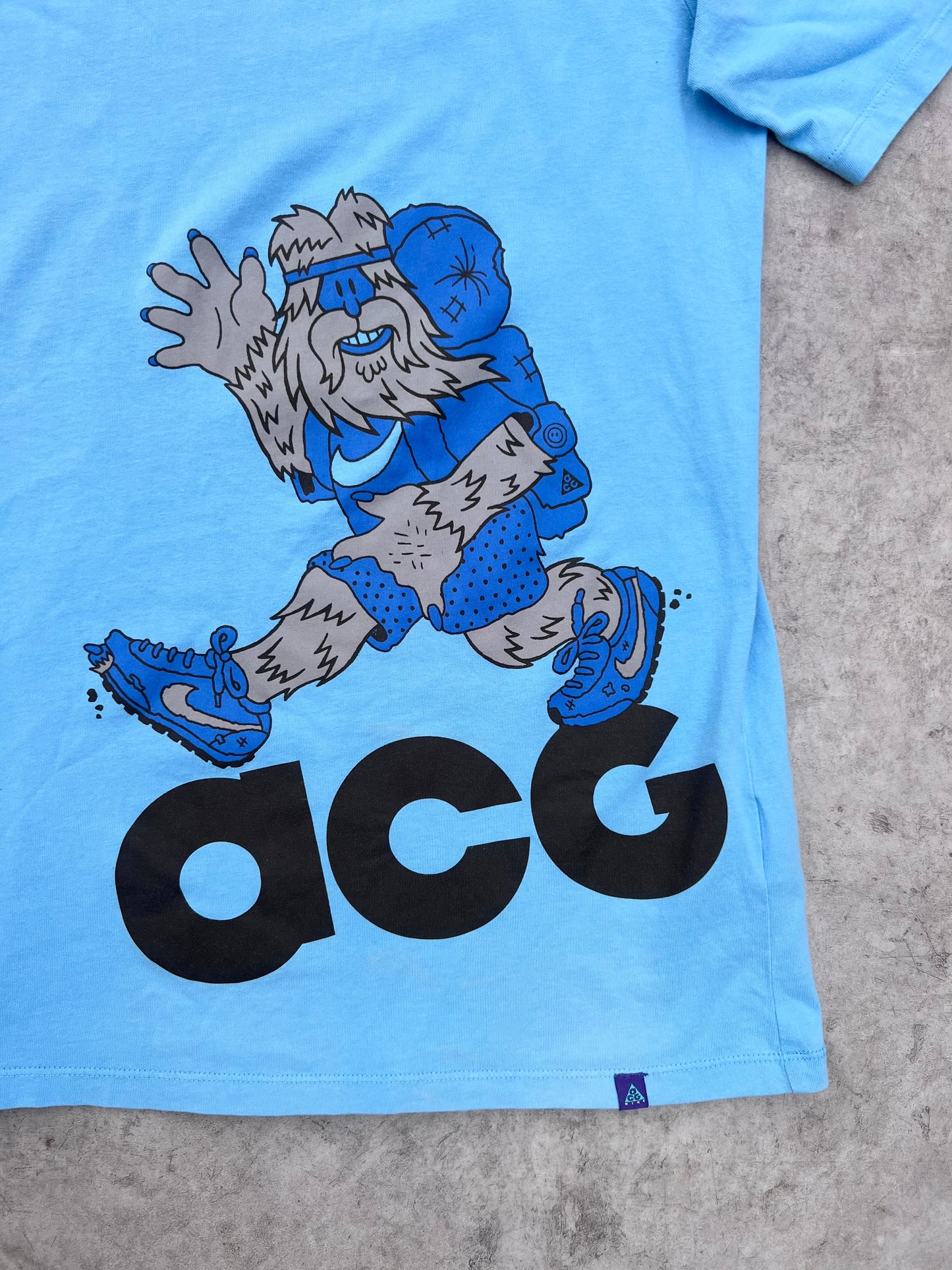 Nike ACG 20th Anniversary Yeti Hike Tee (XL)