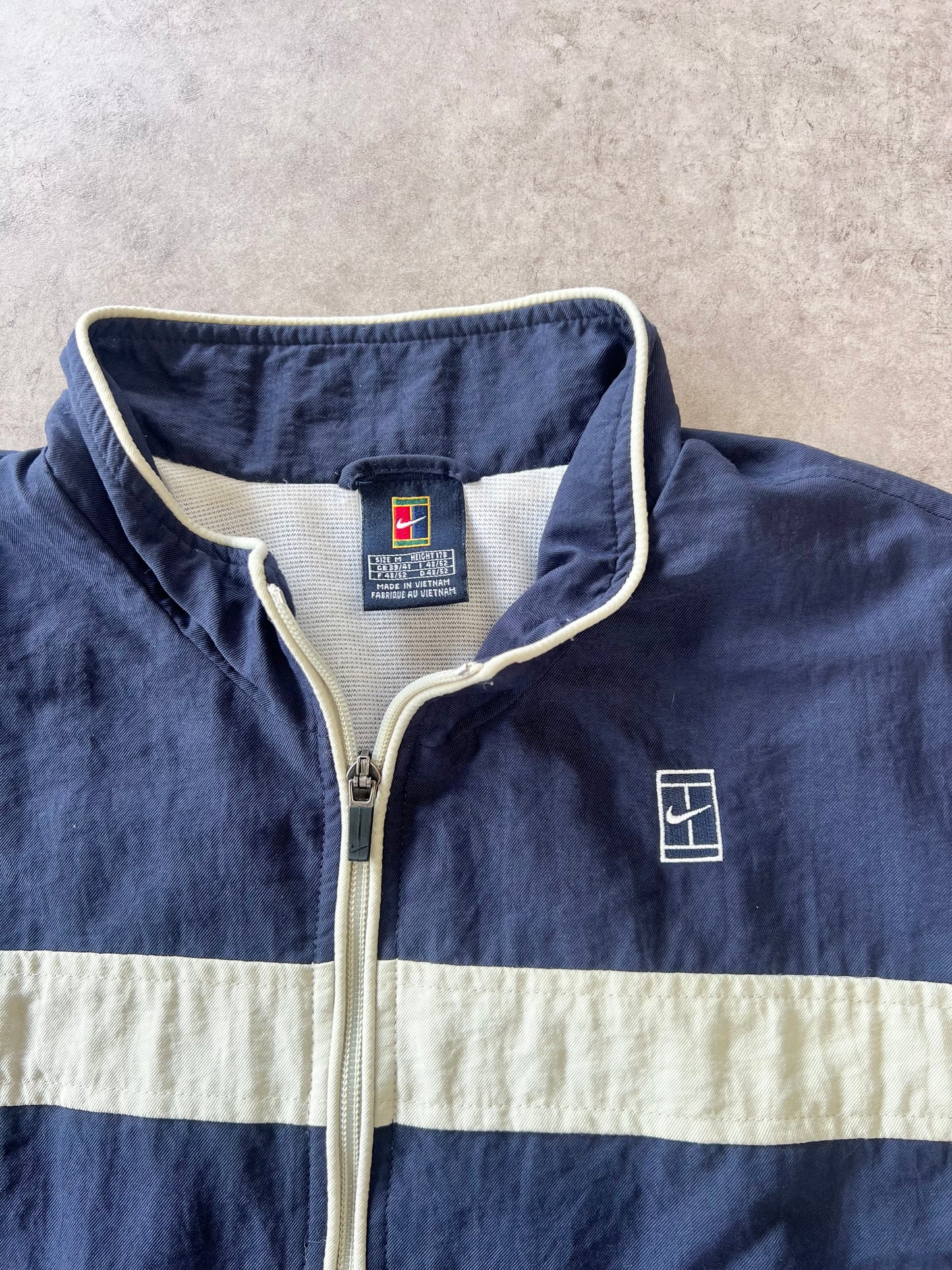 Vintage 90’s Nike Court Jacket (L)