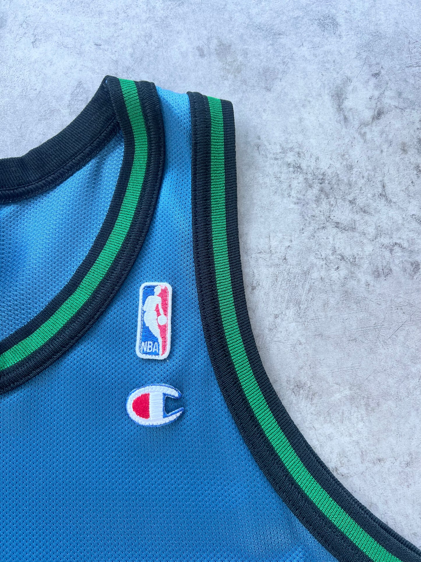 Vintage 90’s Kevin Garnett Champion Jersey (M)