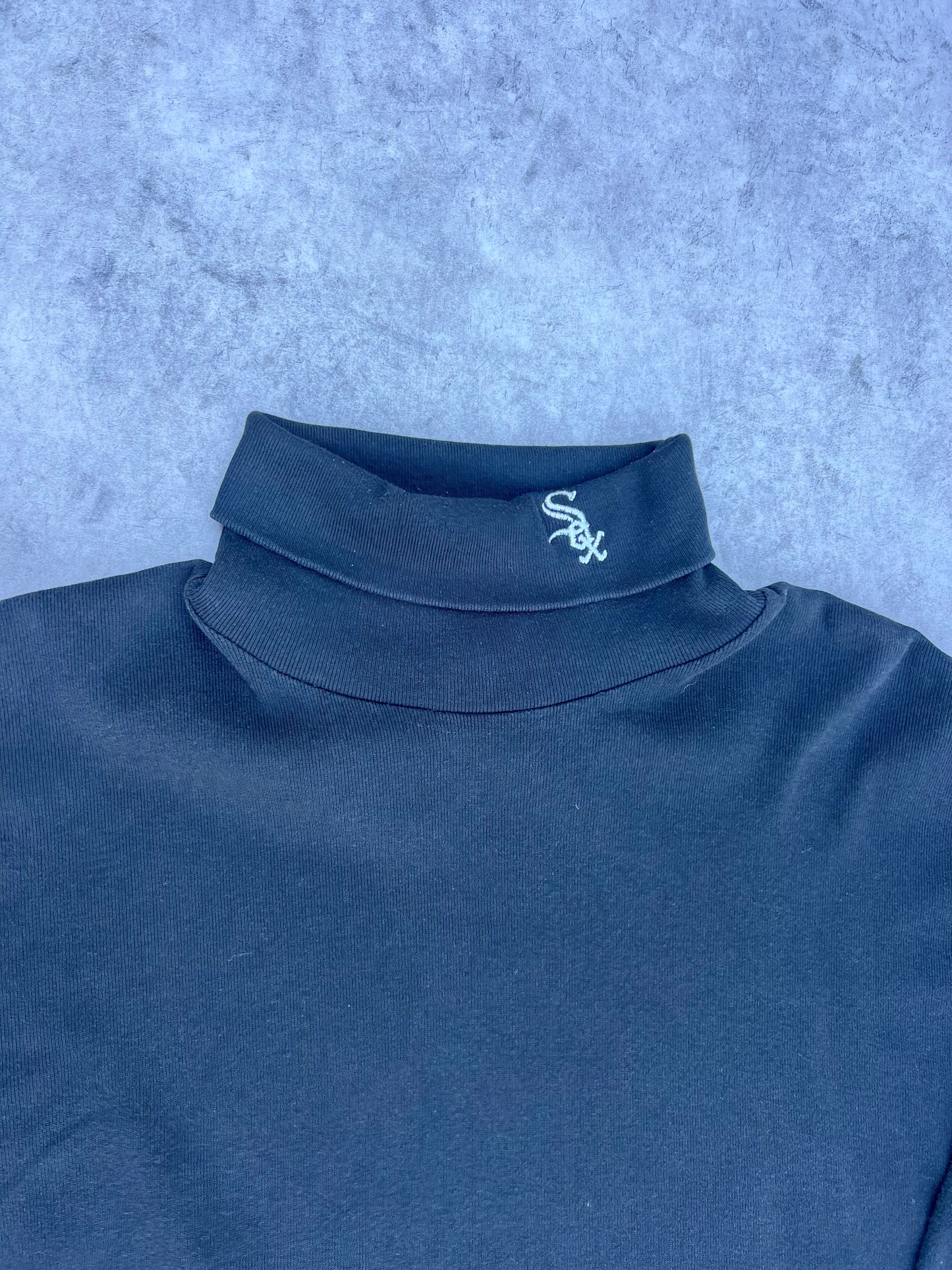 Vintage Chicago White Sox Majestic MLB Turtleneck (L)