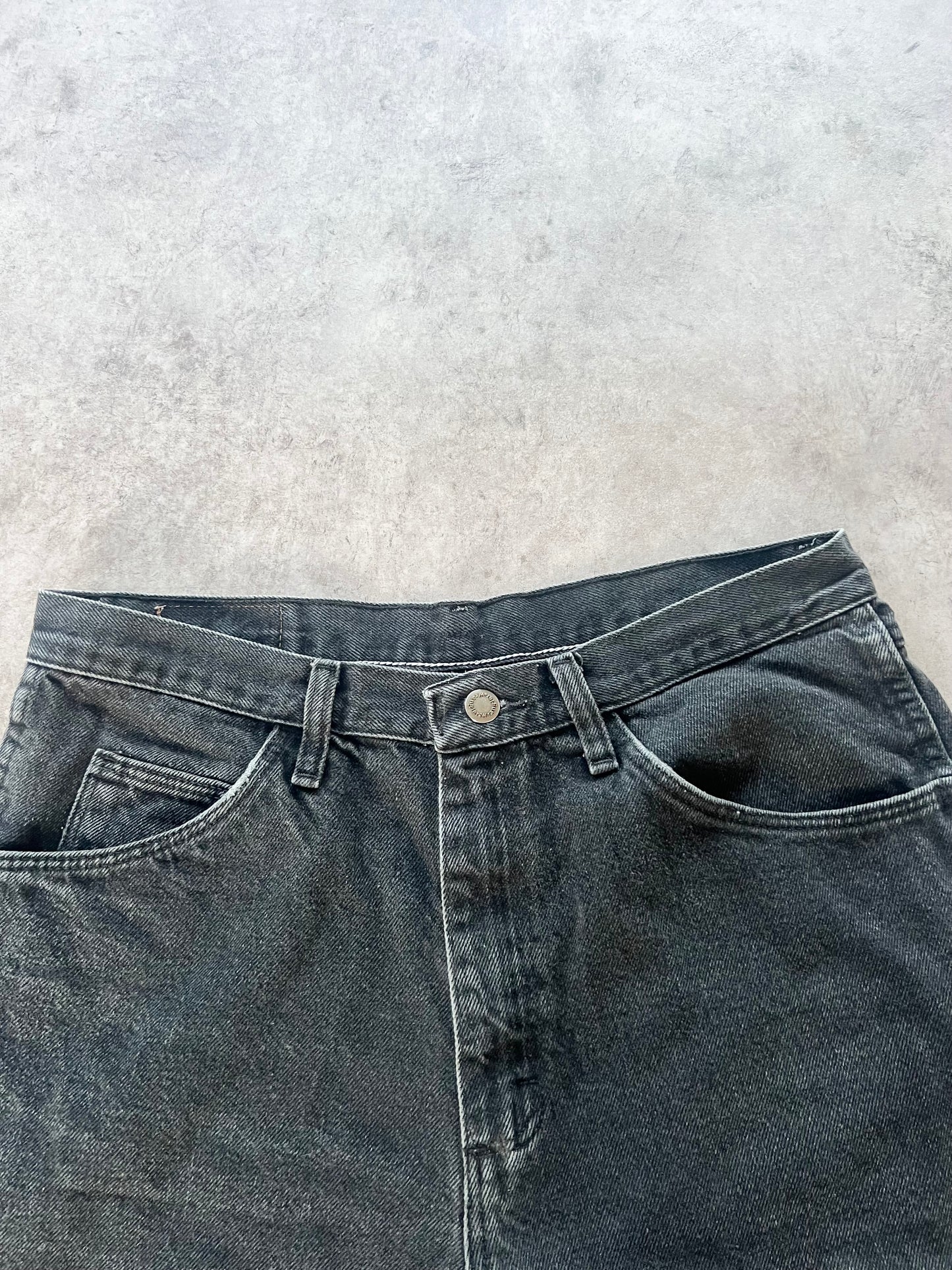 Vintage Wrangler Denim Shorts (33”)