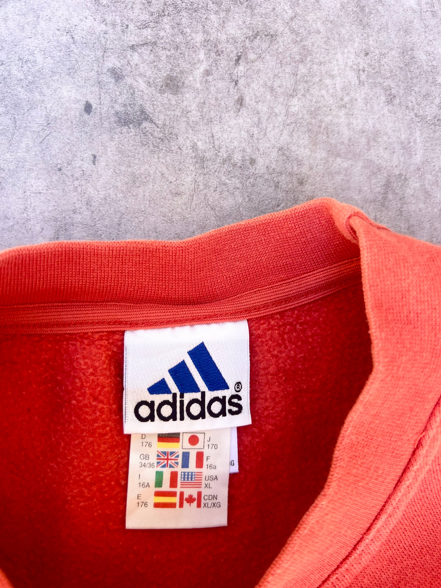 Vintage Adidas Crewneck (L)