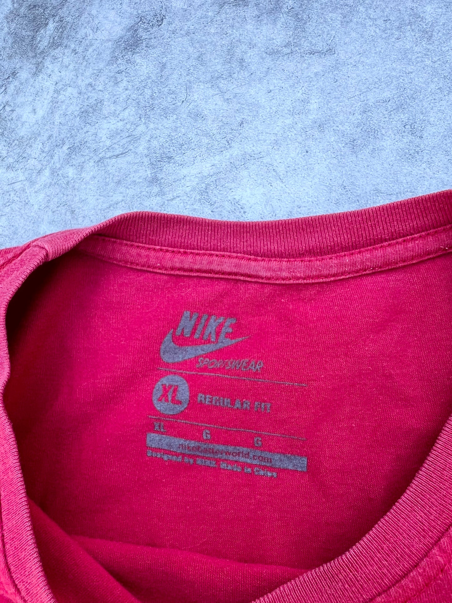 Nike Berlin Tee (L)