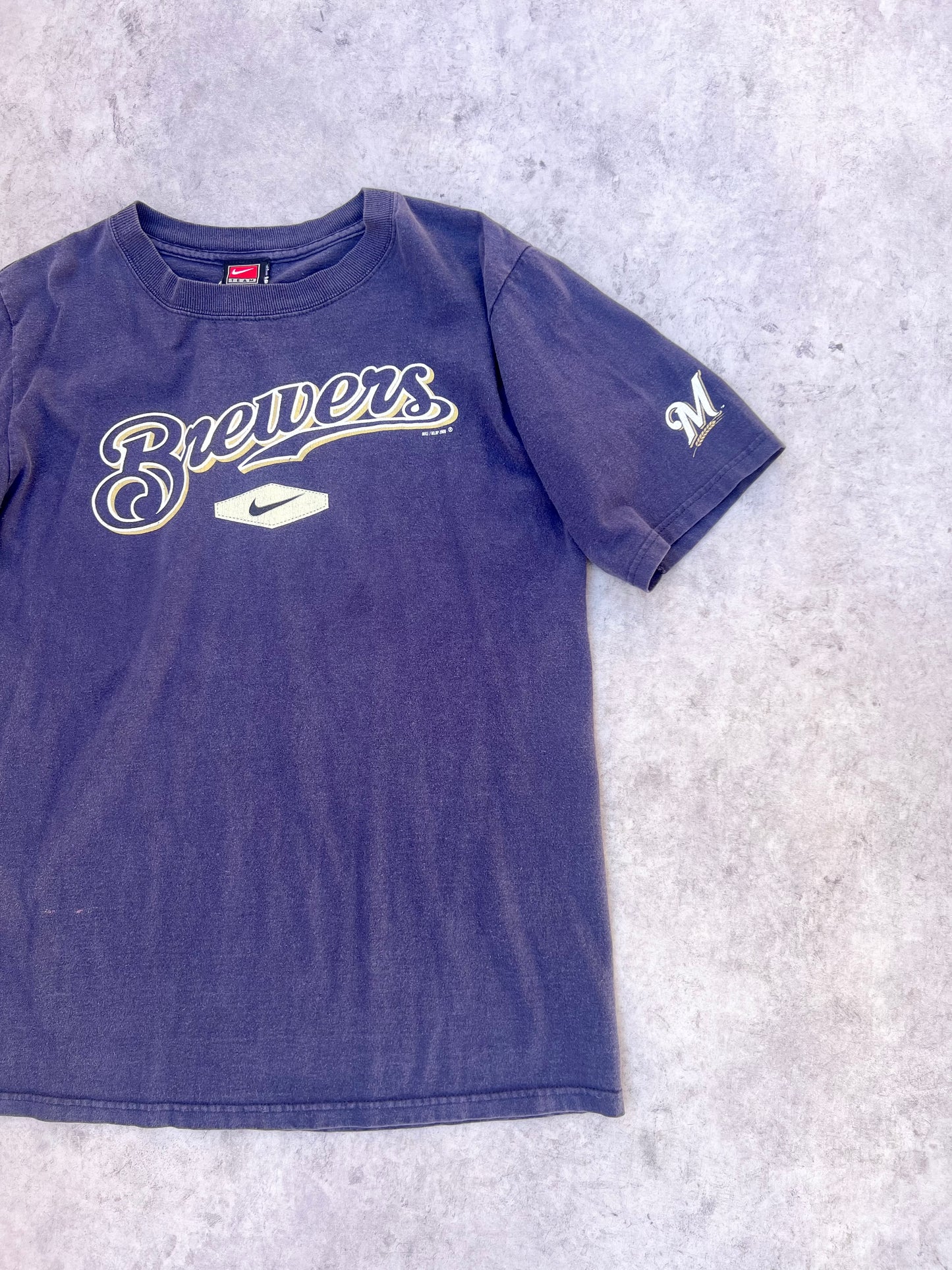 Vintage 2005 Nike Milwaukee Brewers Tee (M)