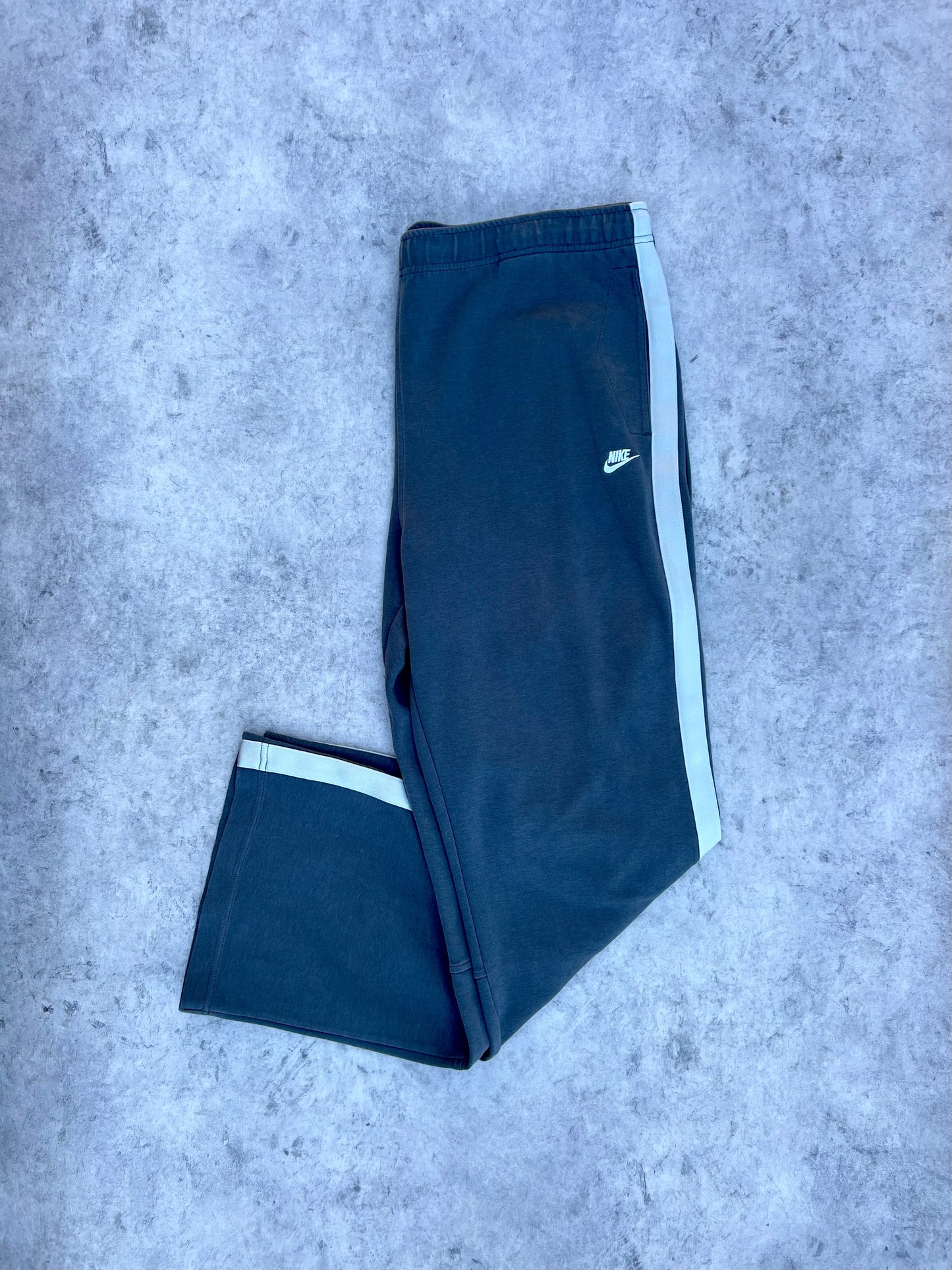 Vintage Nike Wide Leg Track Pants (38’’)