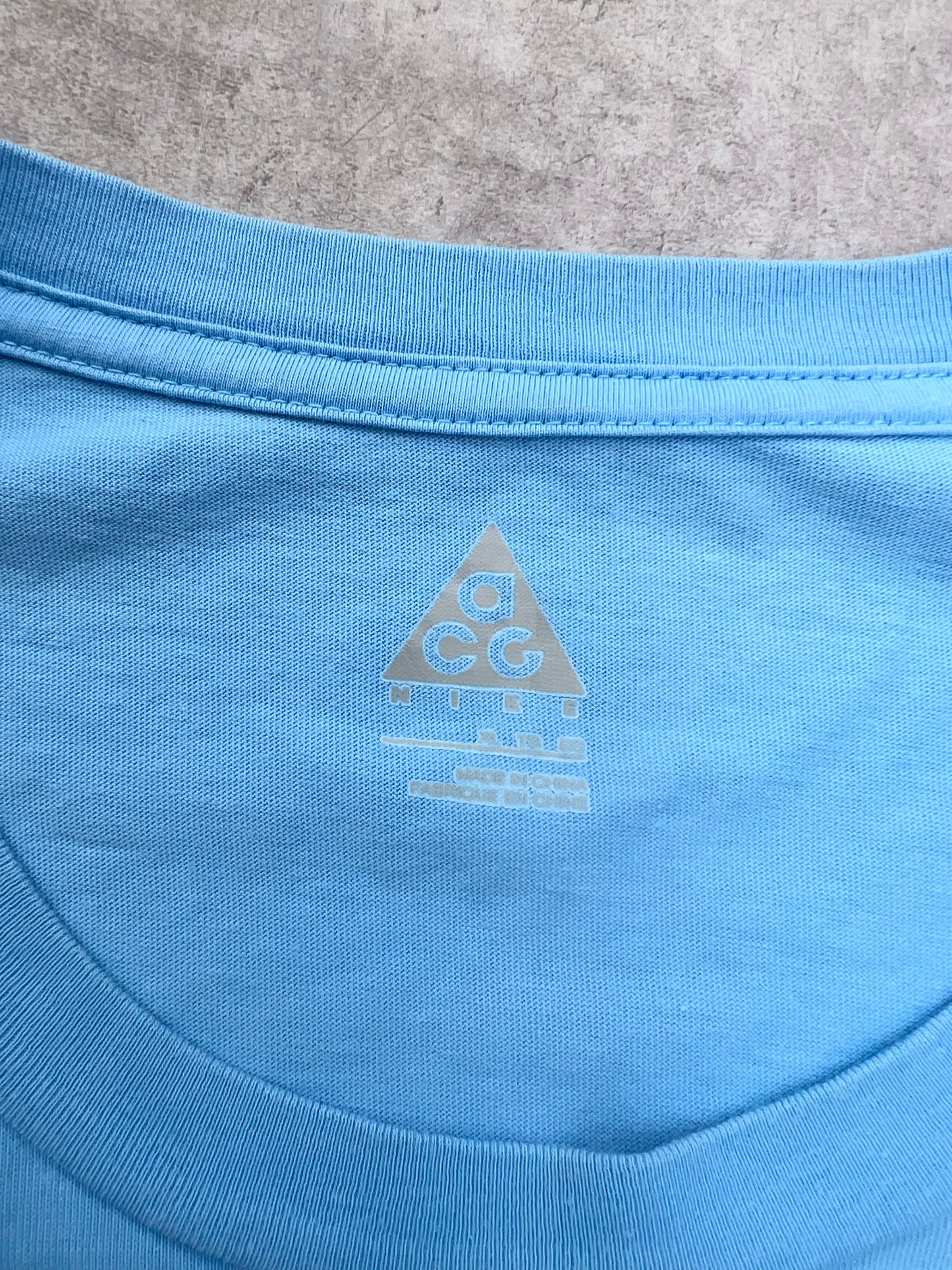 Nike ACG 20th Anniversary Yeti Hike Tee (XL)