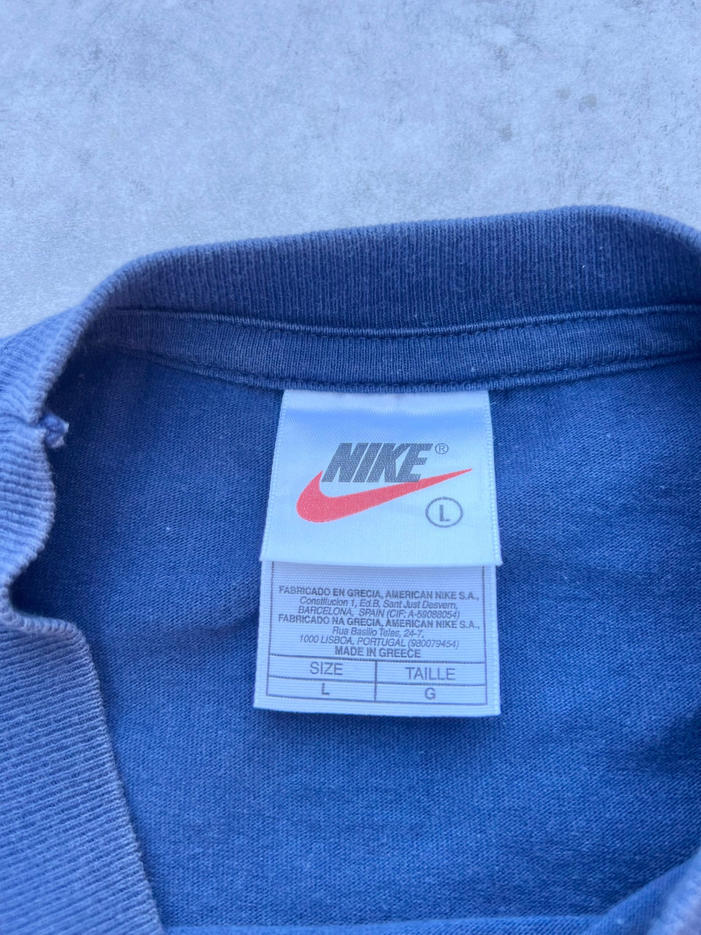 NIke Tee (L)