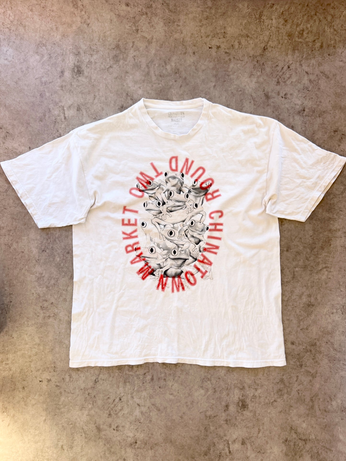 Round 2 x china town Market Tee (XL)