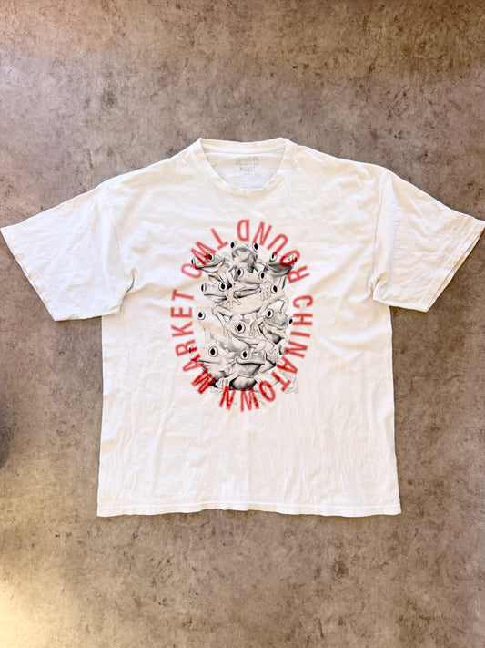 Round 2 x china town Market Tee (XL)