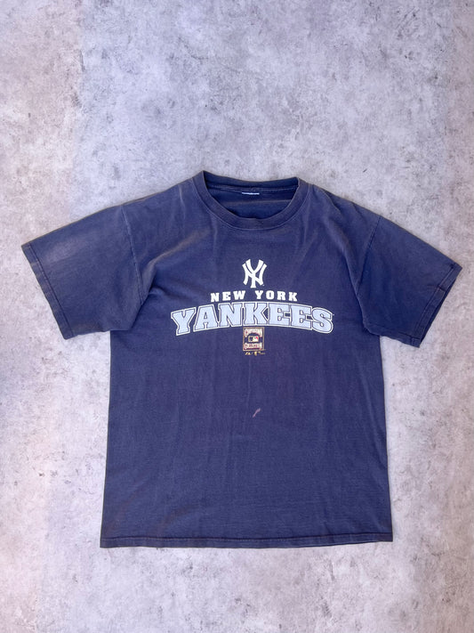 Vintage 2005 New York Yankees Tee (L)