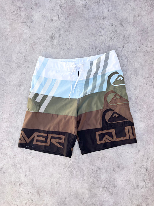 Vintage Quicksilver embroidered Coloured Shorts (36")