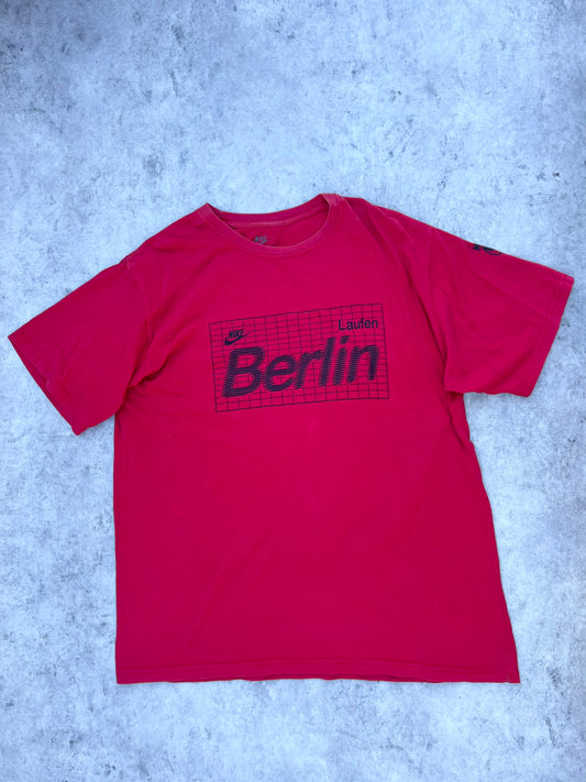 Nike Berlin Tee (L)